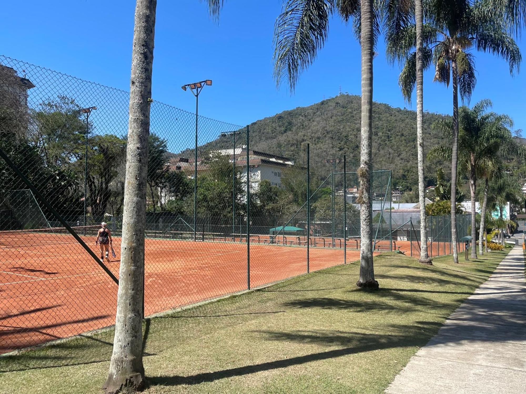 Charmoso Flat Na Serra - Granja Brasil Itaipava Apartamento